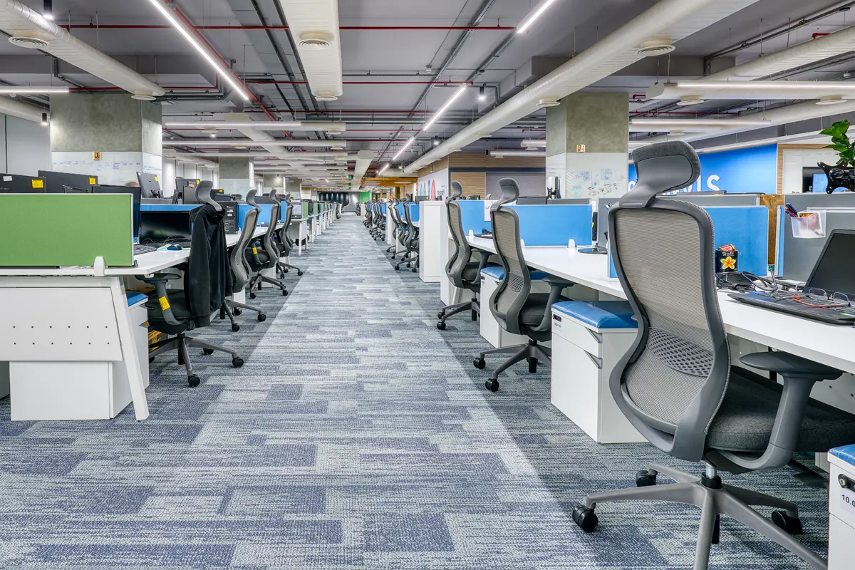 Featherlite Workspace